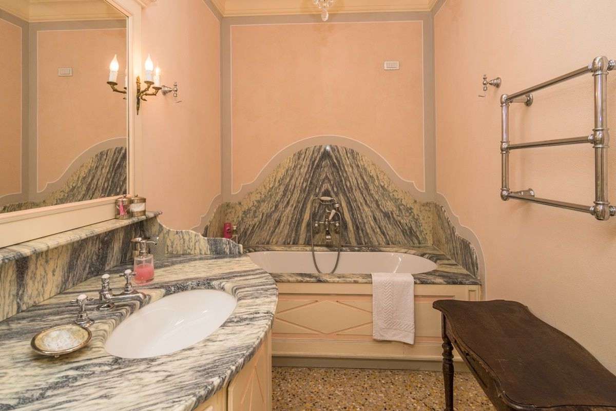 Villa rentals in Northern lakes Torno Villa Nathalie