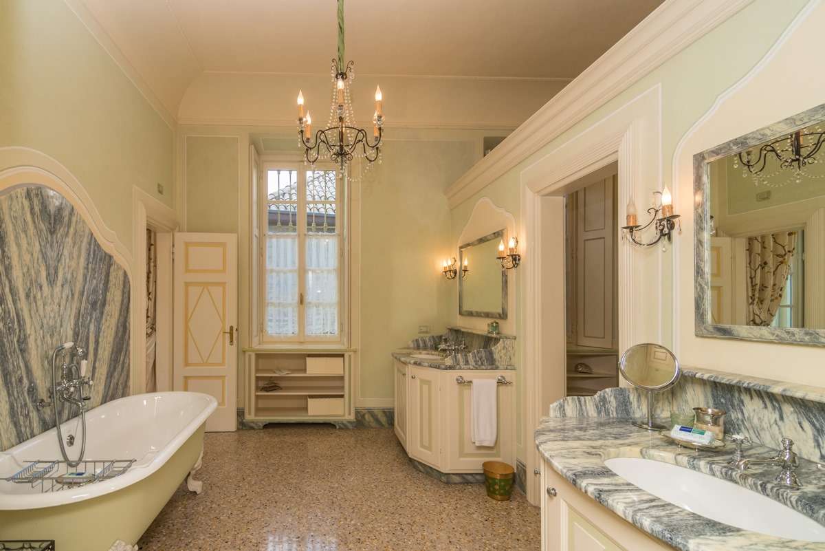 Villa rentals in Northern lakes Torno Villa Nathalie