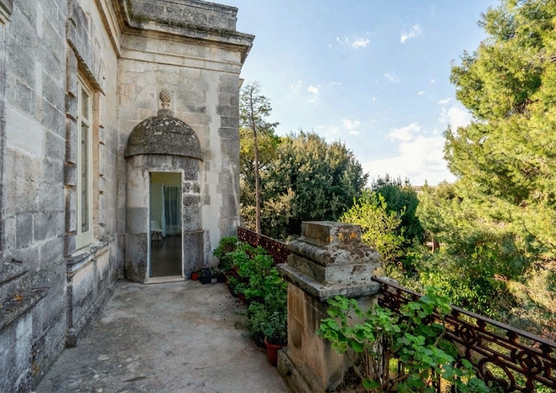 Villa Image