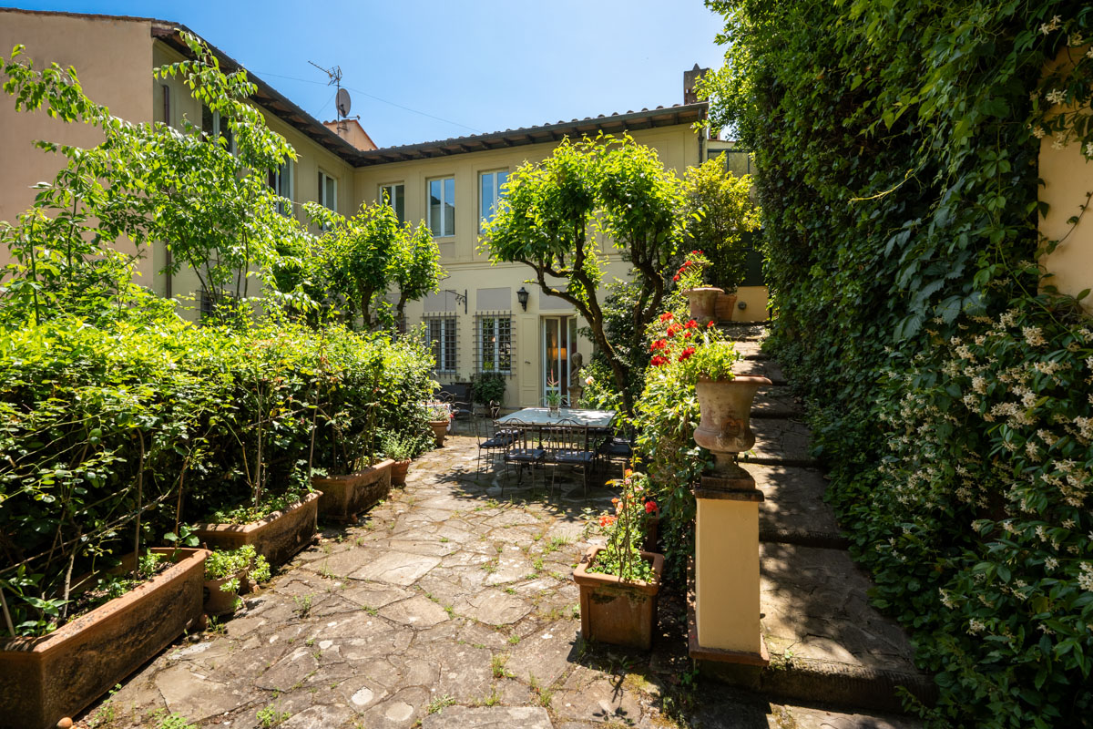 Villa Image